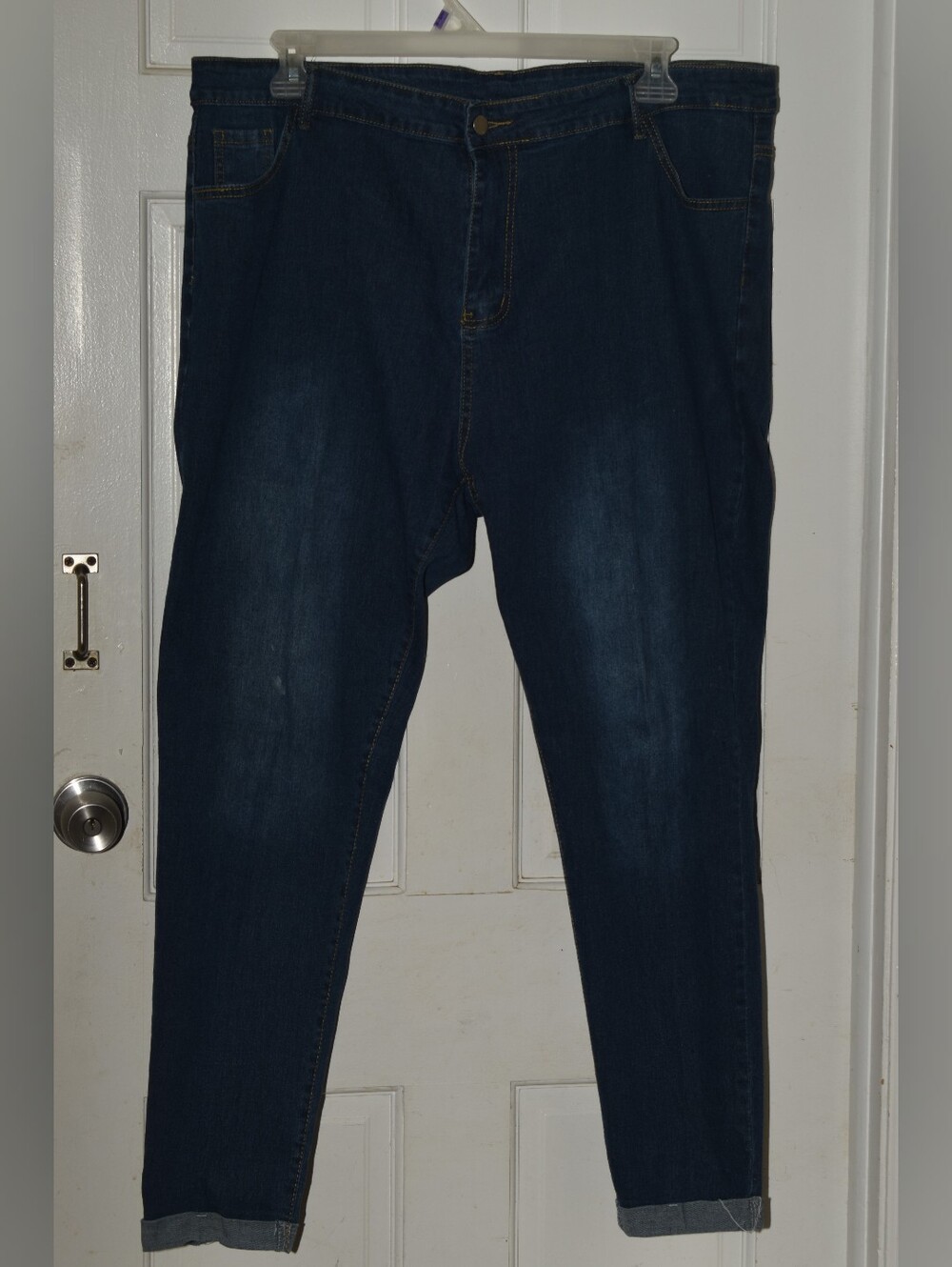 Classic Women’s Straight Leg Jeans - Blue